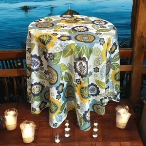 Vintage Round Floral Tablecloth Retro Kitchen Boho Mumsie Flowers Vibrant Blue
